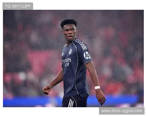 皇马vs本菲卡冲突频发，阿森西奥、卡马文加染红离场